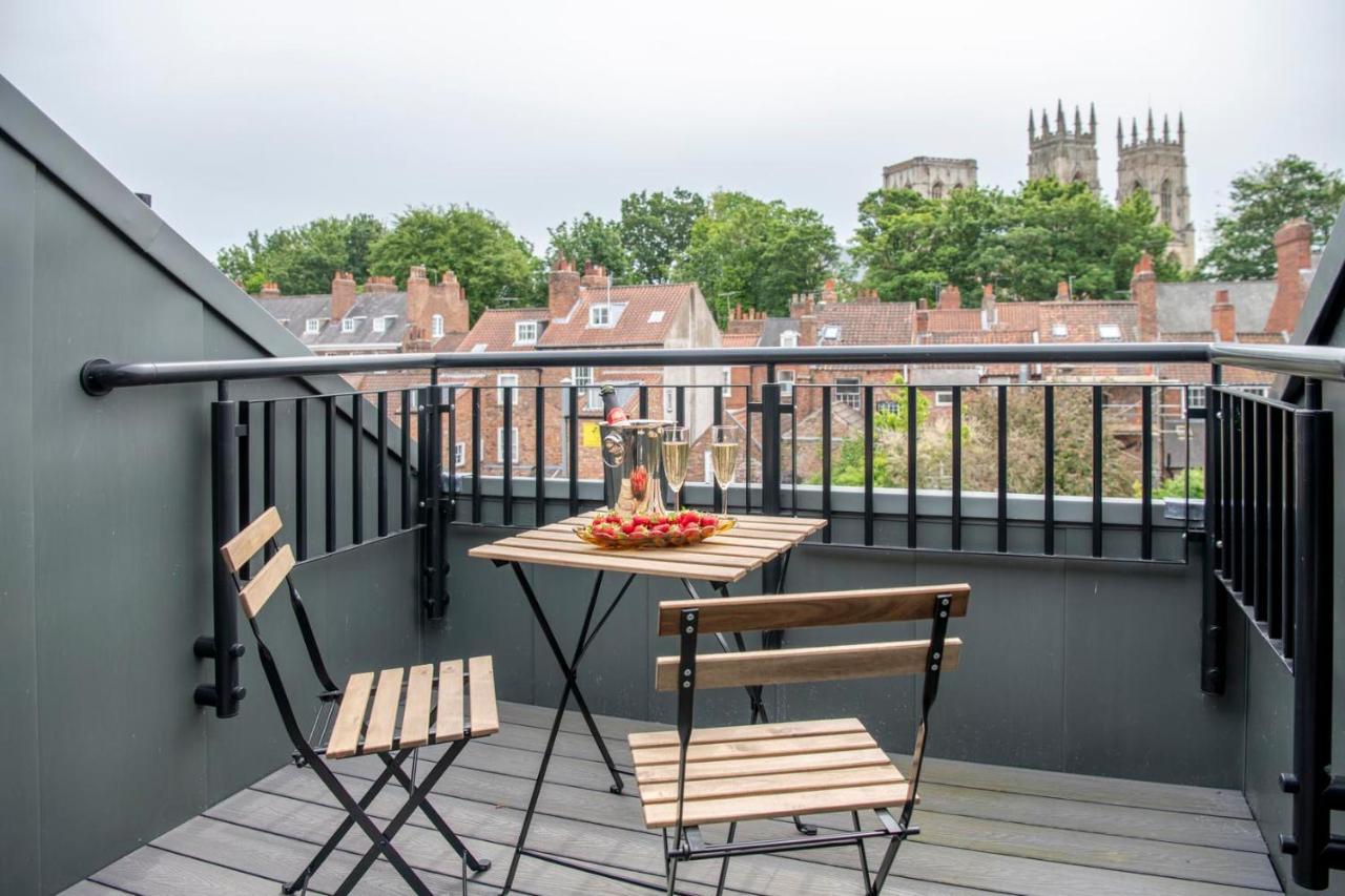 The Quadrant - The Carillon Suite York Eksteriør bilde