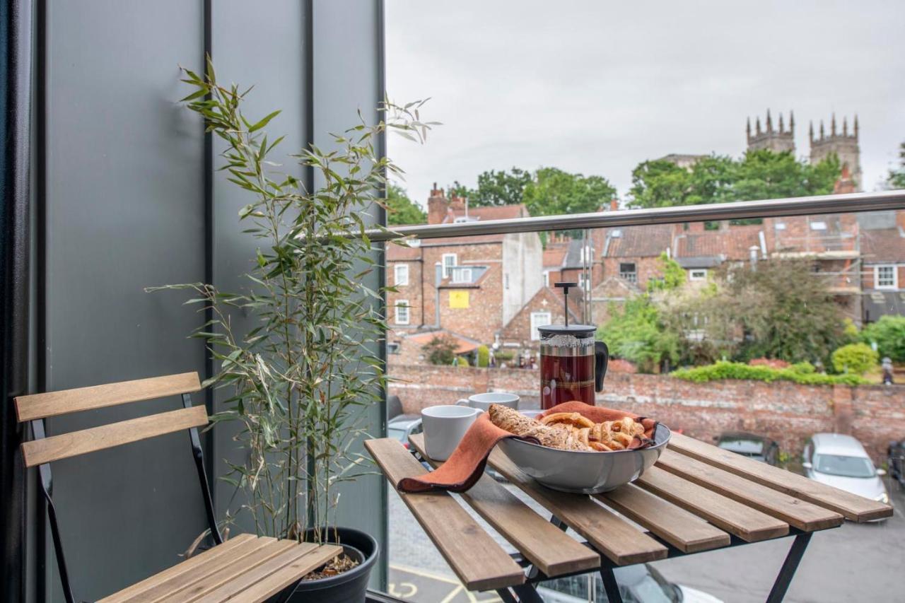 The Quadrant - The Carillon Suite York Eksteriør bilde