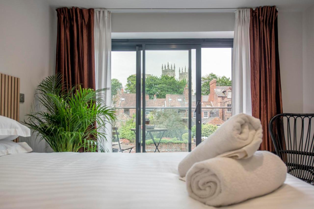 The Quadrant - The Carillon Suite York Eksteriør bilde